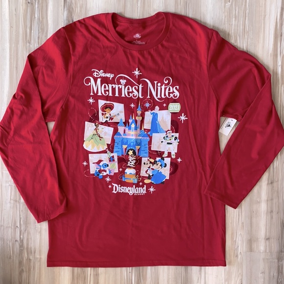 ❤️ Disney’s Merriest Nights Limited Edition Long Sleeve Tee Size Large NWT - Picture 1 of 7